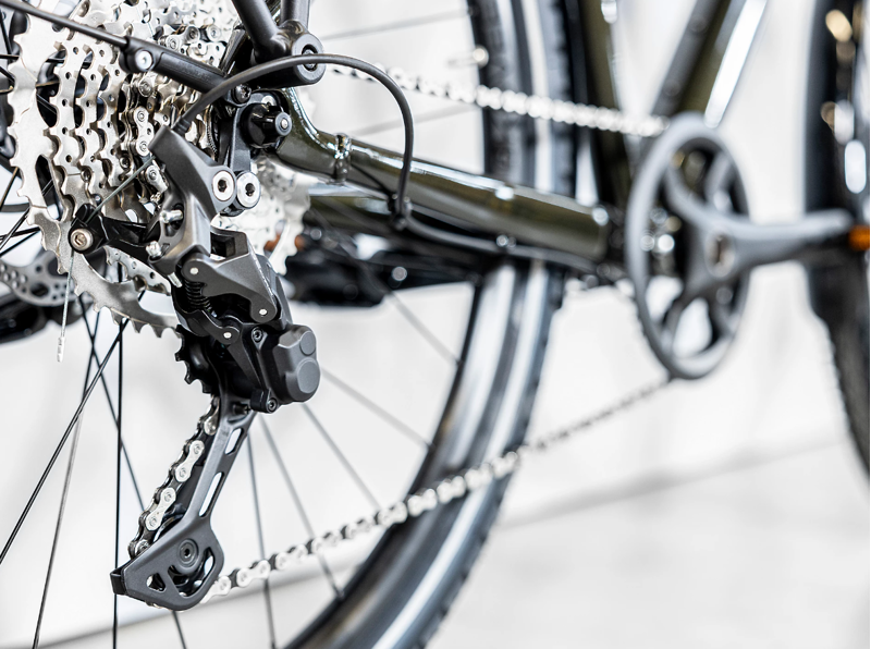 Trek Dual Sport 3 Equipped Stagger Gen 5 Hybrid Bike 2023 in Black Olive-9